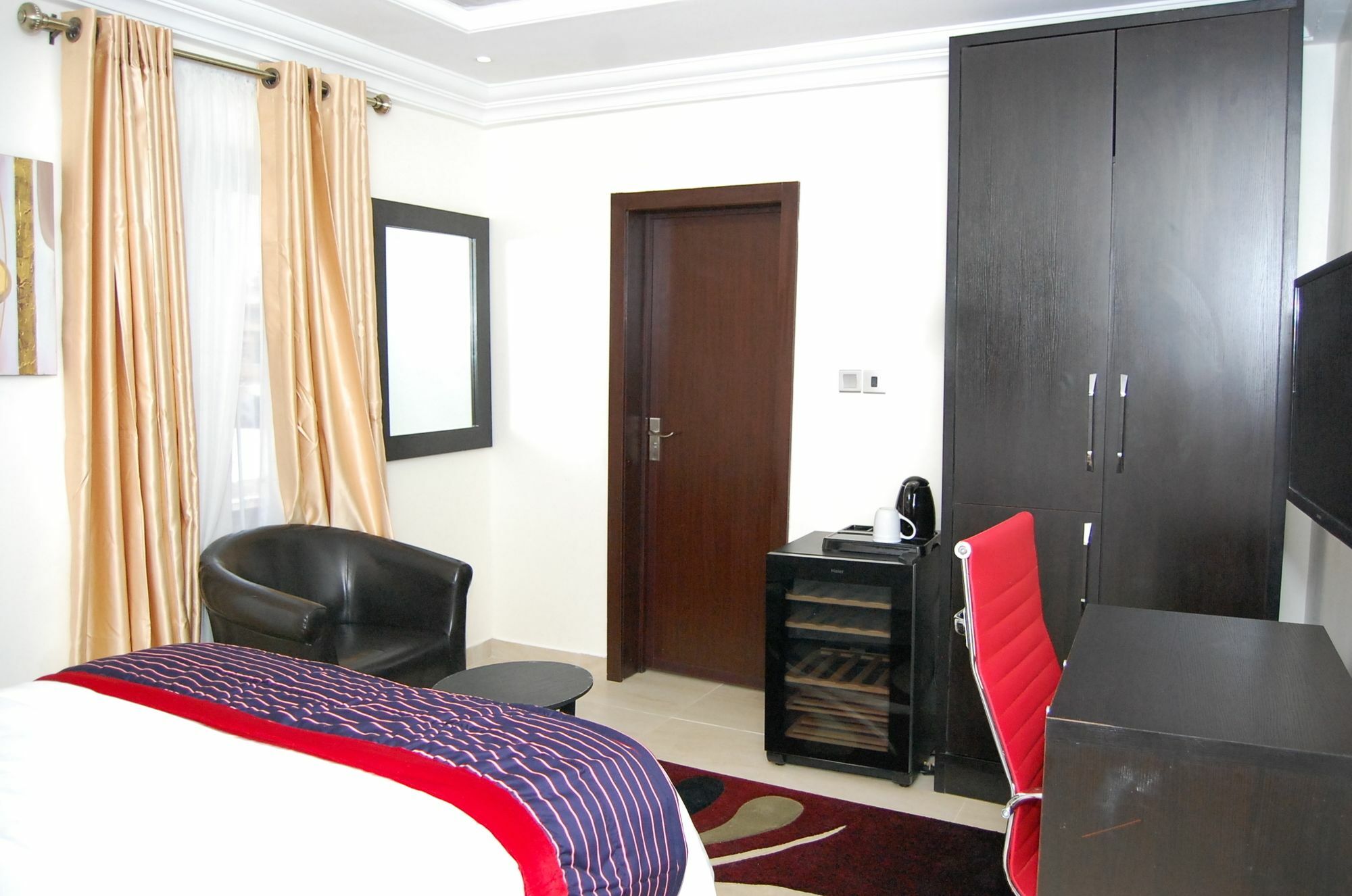 The Montrose Hotel Lekki Kültér fotó