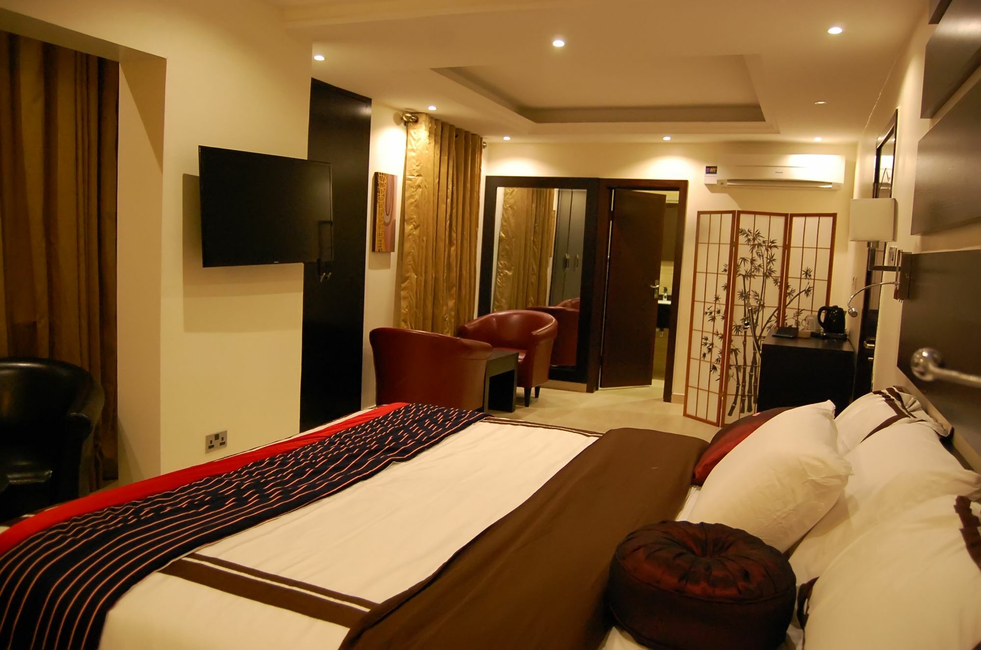 The Montrose Hotel Lekki Kültér fotó
