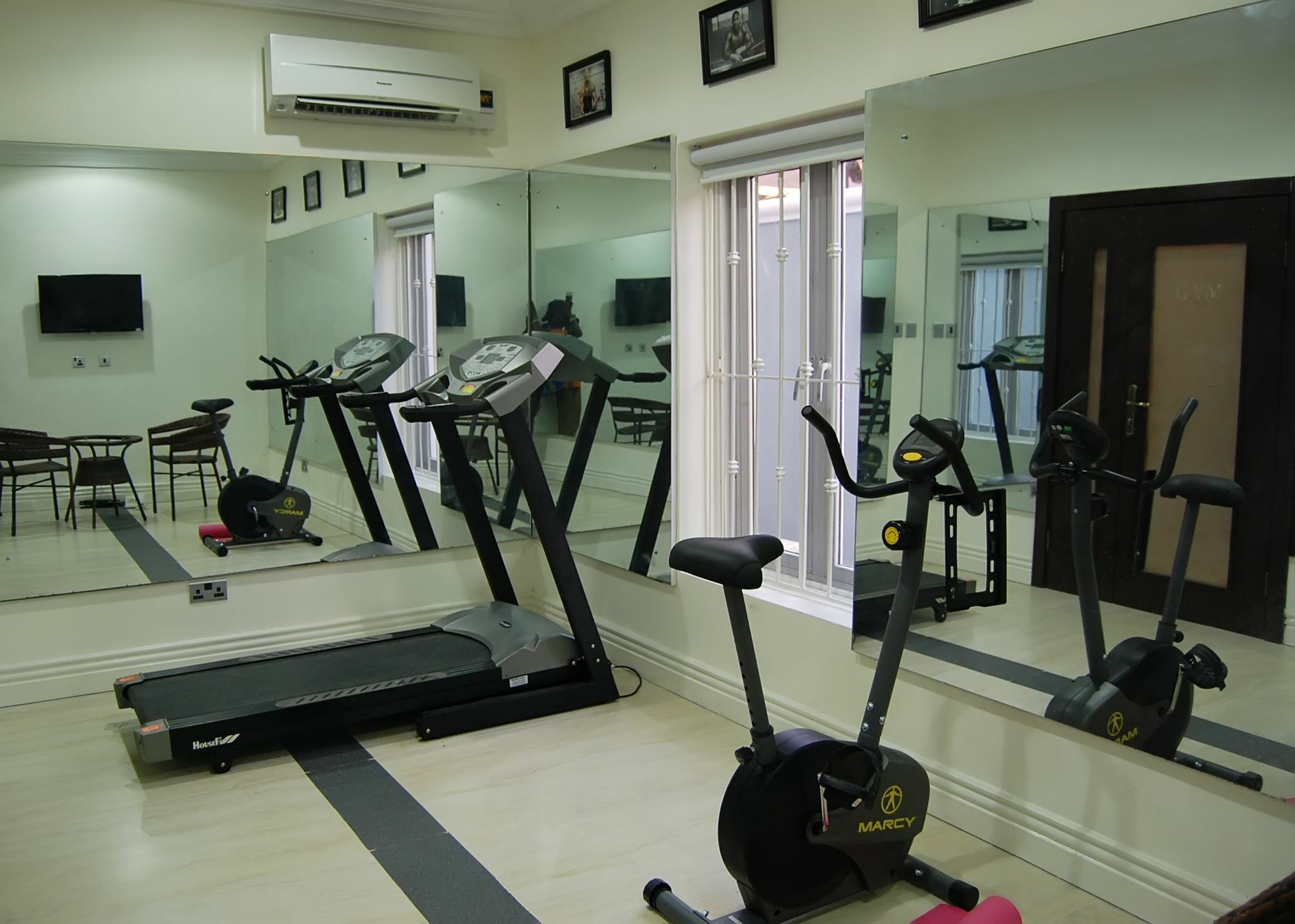 The Montrose Hotel Lekki Kültér fotó