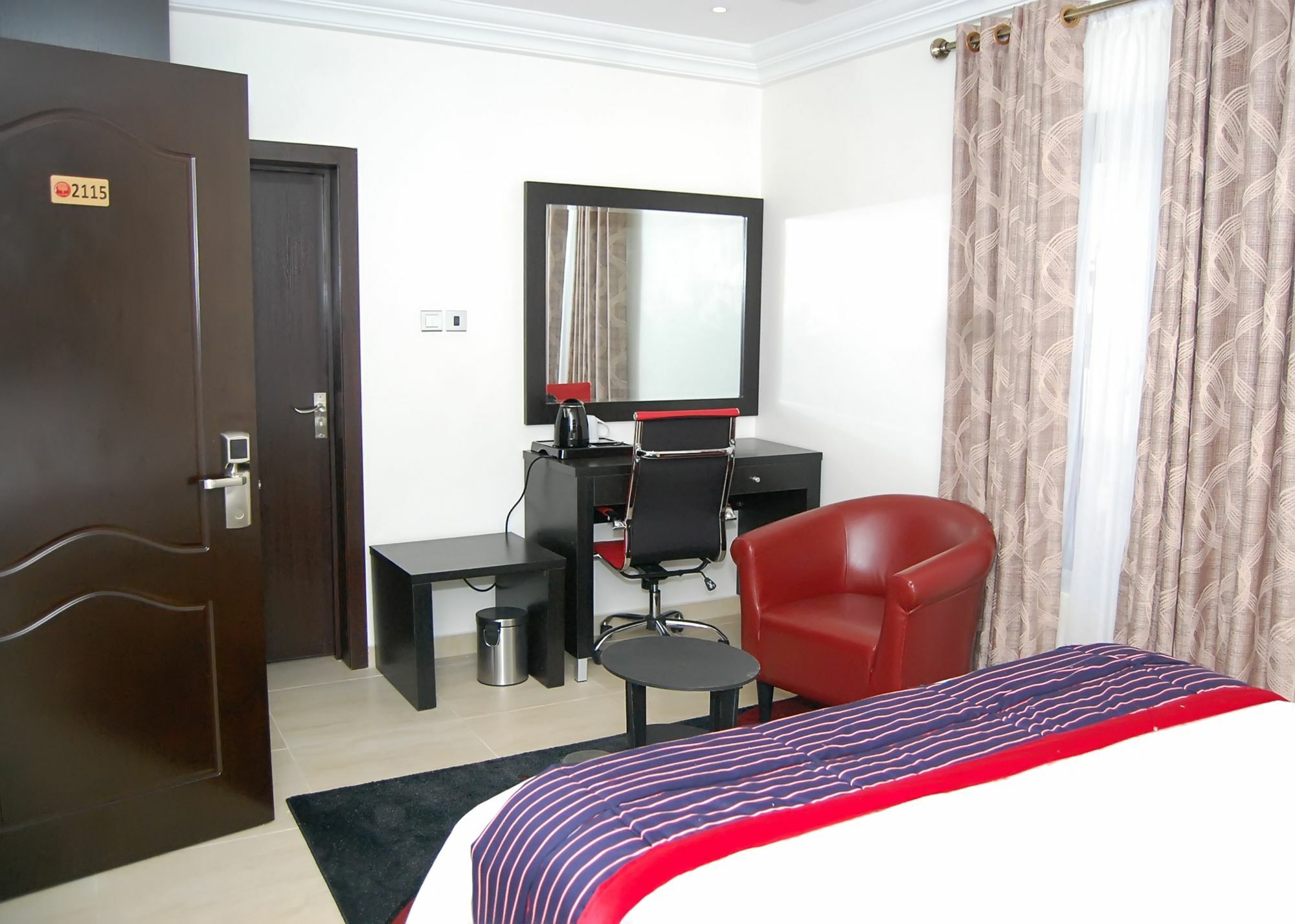 The Montrose Hotel Lekki Kültér fotó