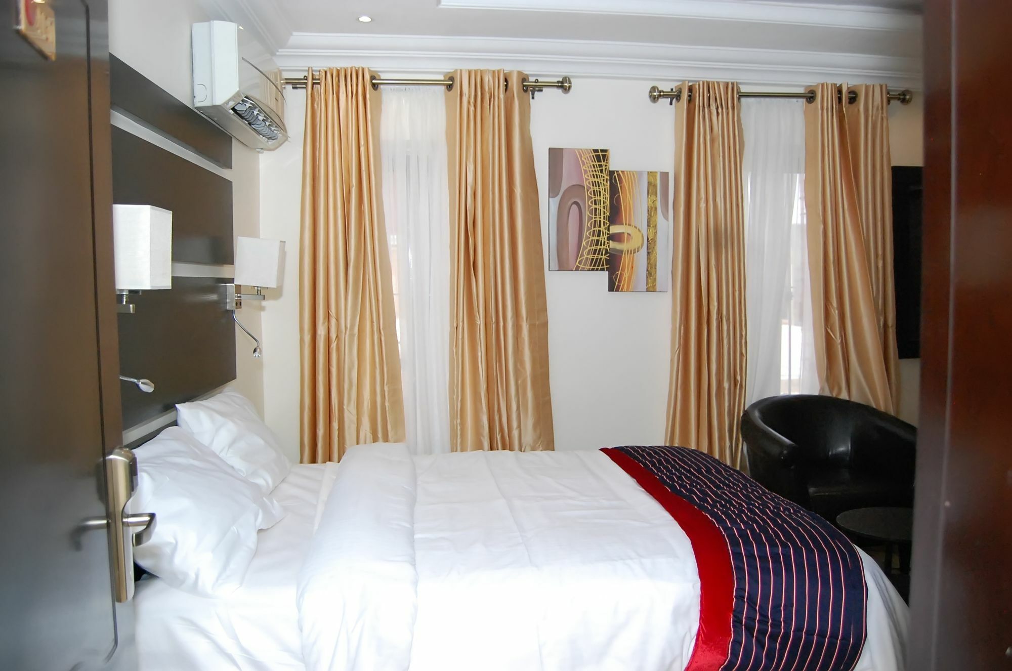 The Montrose Hotel Lekki Kültér fotó